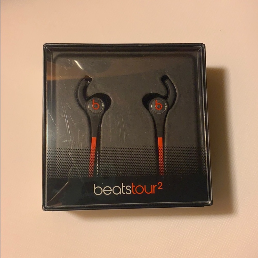 Beats Tour 2